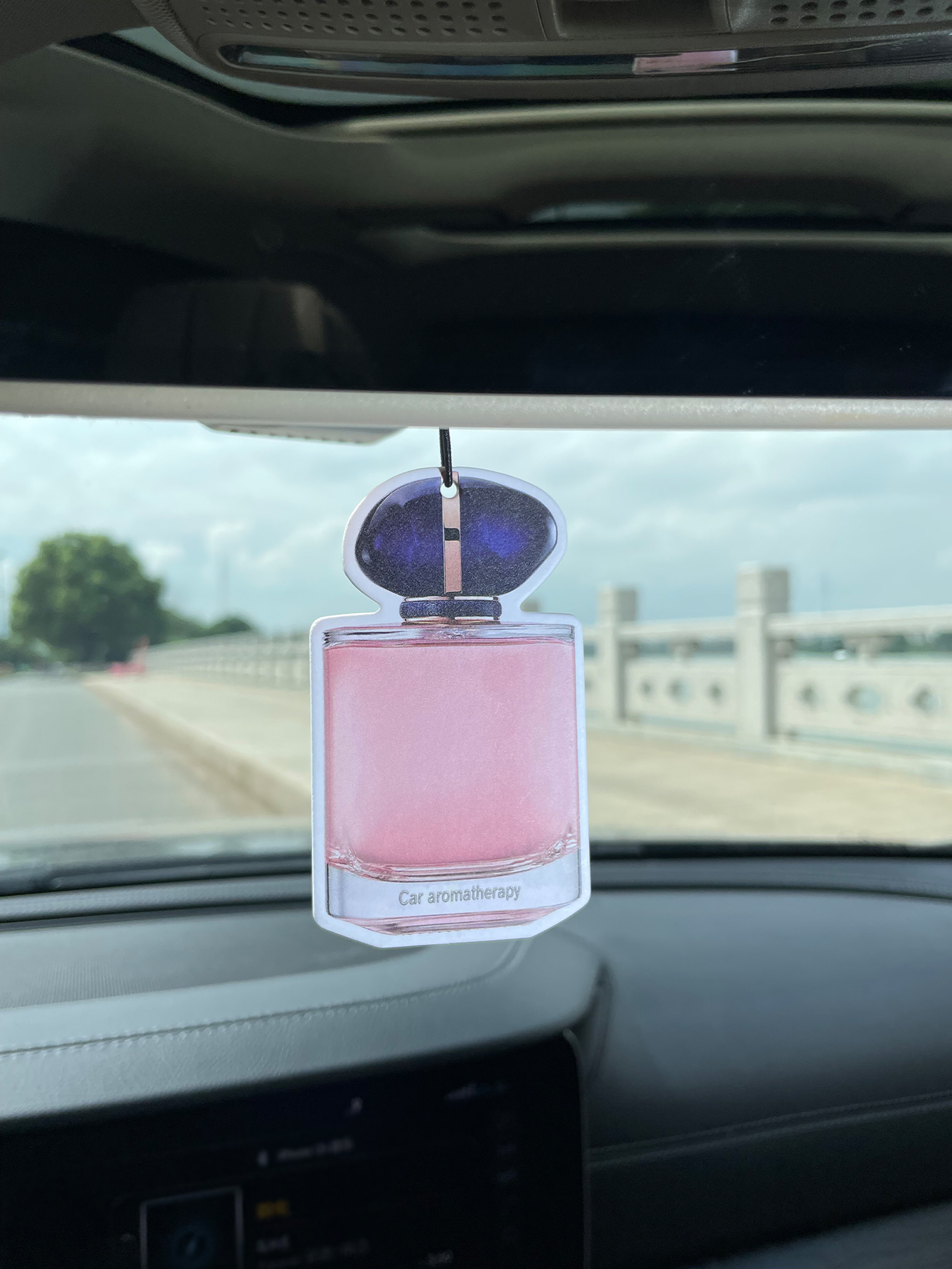 Bottle/Freesia Fresh Scent Fiv - Fragrance Perfume Box บทวิจารณ์และราคา